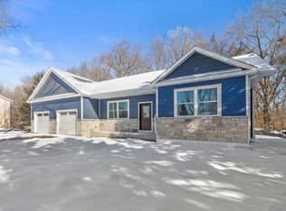 11317 8th Ave, Pleasant Prairie, WI 53158