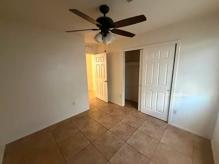 7292 S Avenida De La Palmar — Photo 6