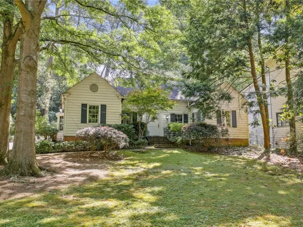 2465 Oldfield Rd NW, Atlanta, GA 30327