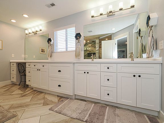3rd image of 7093 W Klorissa Pl