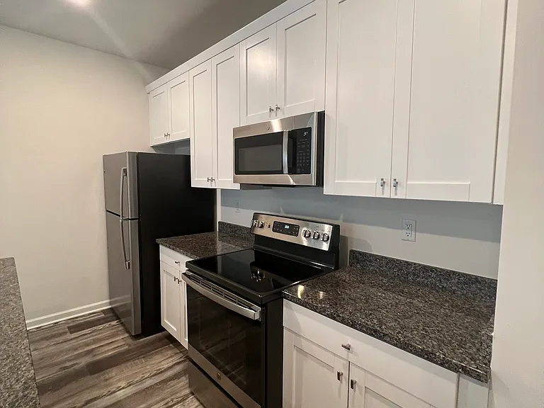 120A Fosters Glen Pl #120A — Photo 7
