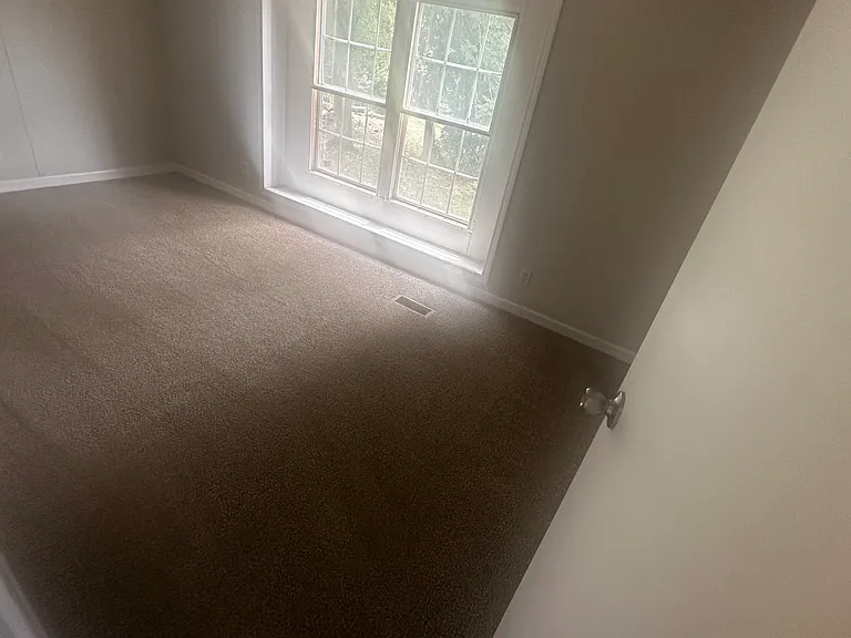 184 Brush Arbor Ln — Photo 2