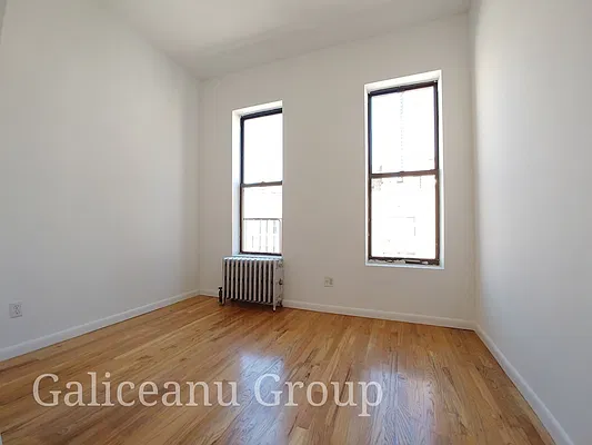 Rented by Lexington Real Estate Group | media 18