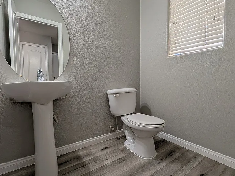 134 Cosmos Ct — Photo 6