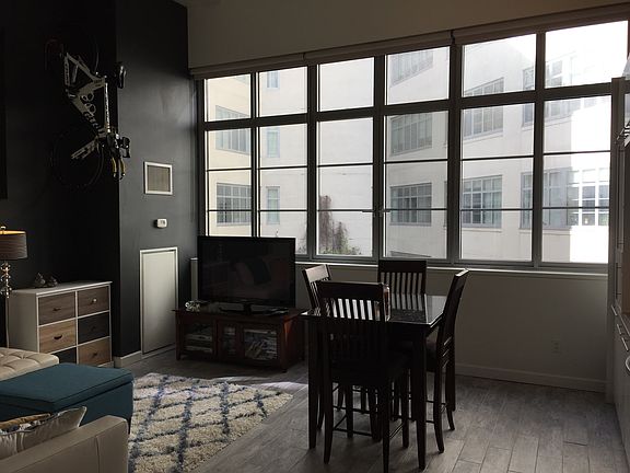 5th image of 2728 Thomson Ave Unit 323