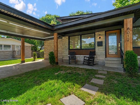 3rd image of 8012 Daffodil Dr