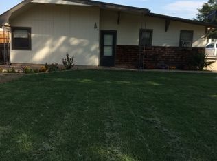 1200 W London St, El Reno, OK 73036