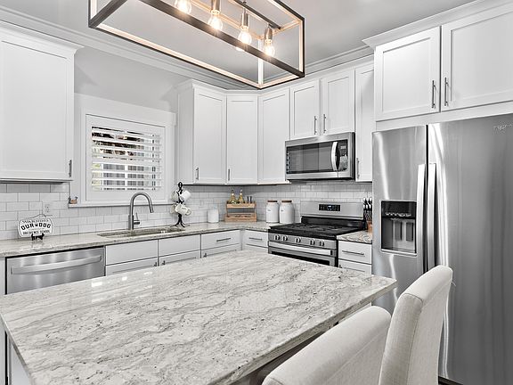 2nd image of 16 Riker Ave