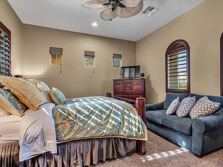 3355 E Indigo St — Photo 18