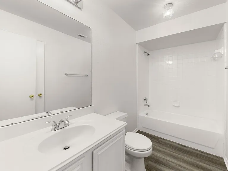 3709 Martha Ln — Photo 24