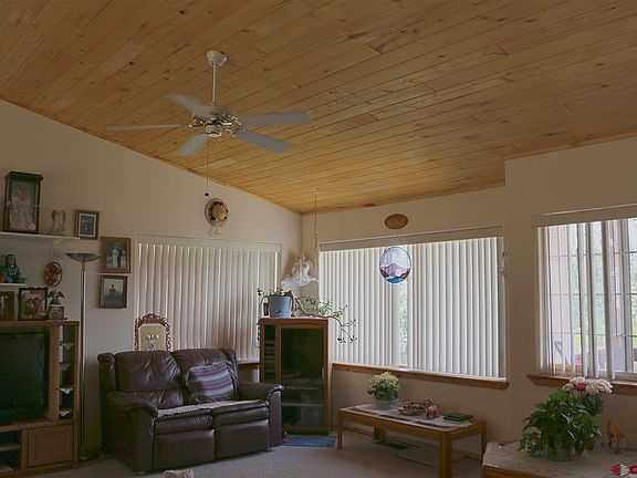 4th image of 430 Knolls Cir