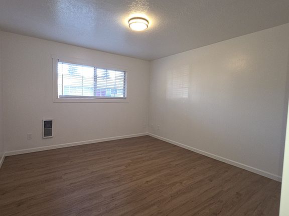 5th image of 5007 NE Prescott St
