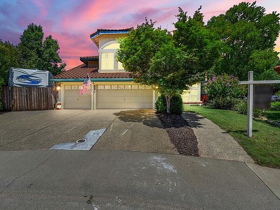 2nd image of 108 Chenery Ct