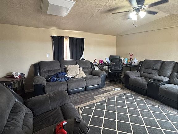 3rd image of 2 Sage Court