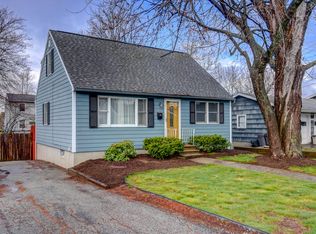 35 Belgrade St, Manchester, NH 03109