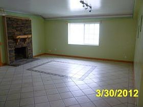 4th image of 684 E Puente St