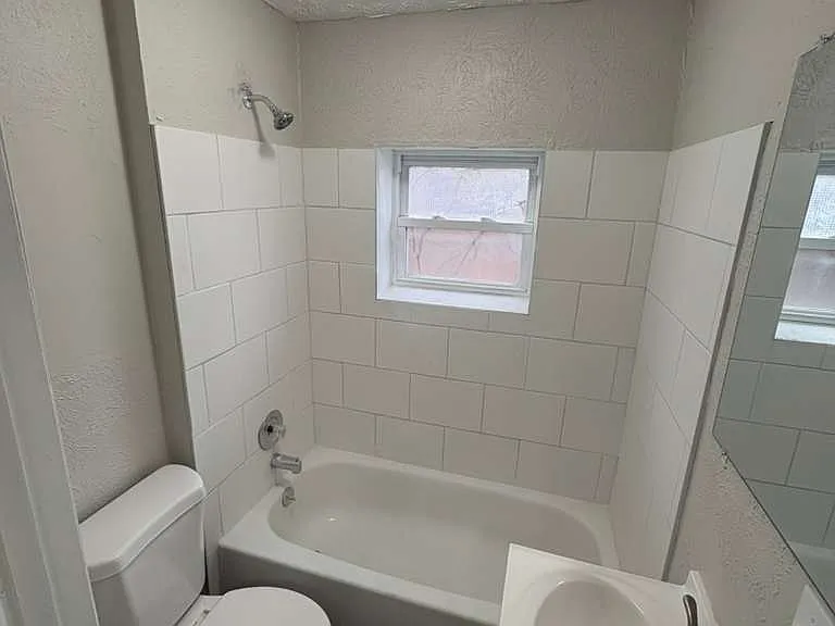 135 W Jackson St #135 — Photo 7