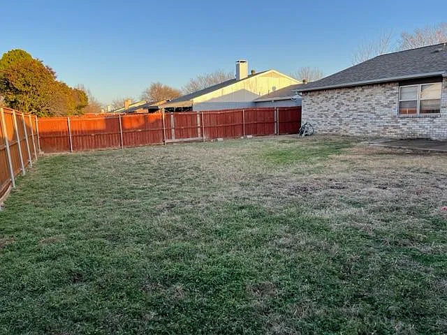 1211 Brush Creek Dr — Photo 15