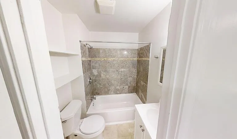 610 Lawrence St #1 — Photo 10