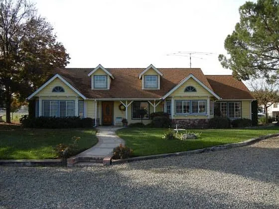 31221 Gordon Dr photo 1