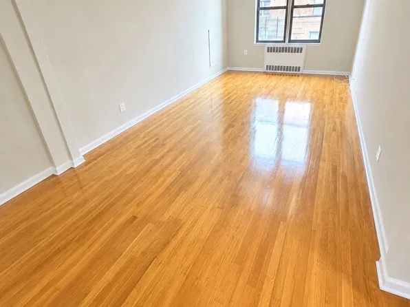86-06 35th Avenue image 1 of 5
