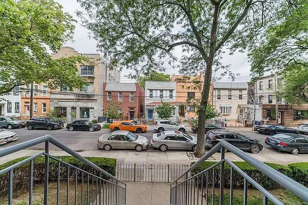 Sold by B Square Realty | media 2