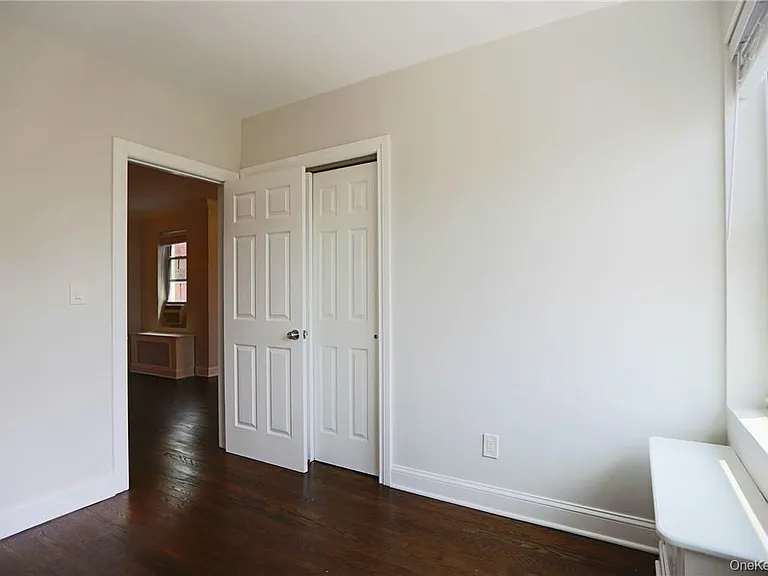 196 Martine Ave #3C — Photo 15