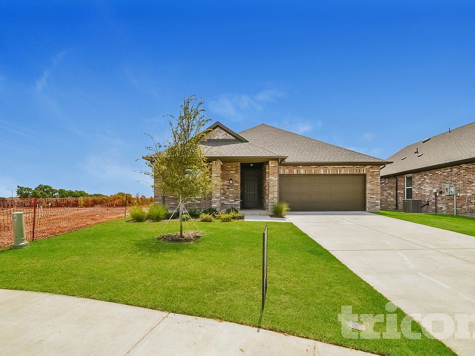 1st image of 2505 Finch Hollow Dr