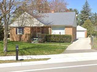 436 Seminole Rd, Muskegon, MI 49444