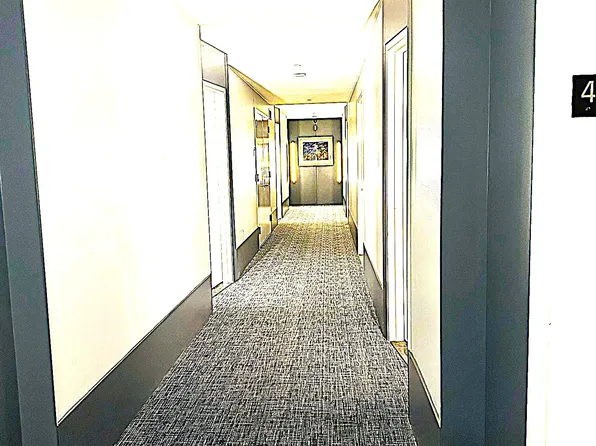 635 West 42nd Street image 12 of 26