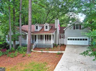 136 Crown Forest Dr, McDonough, GA 30252