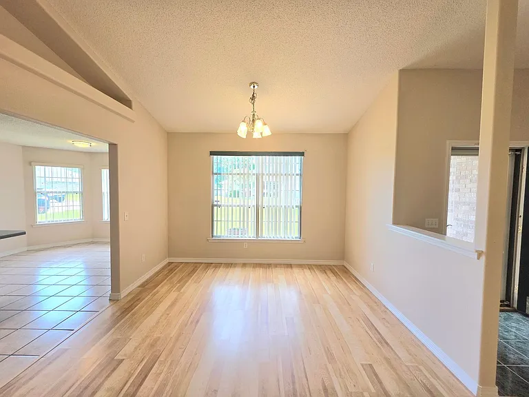 5172 Zachary Blvd — Photo 6