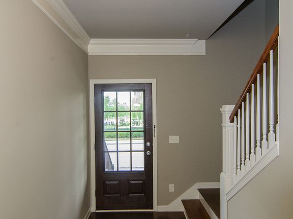 4th image of 2091 Ross Park Ave