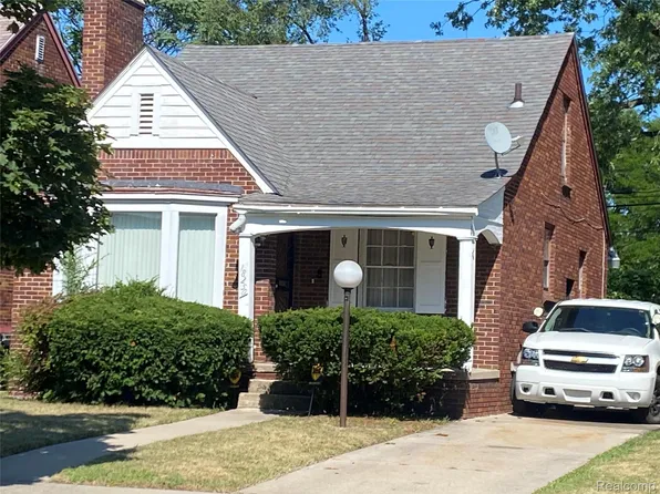 18250 Washburn St, Detroit, MI 48221