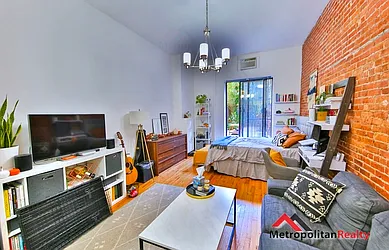 Rented by Metropolitan Realty