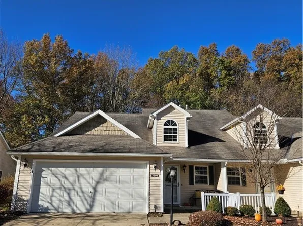 7604 Willow Woods Dr, North Olmsted, OH 44070
