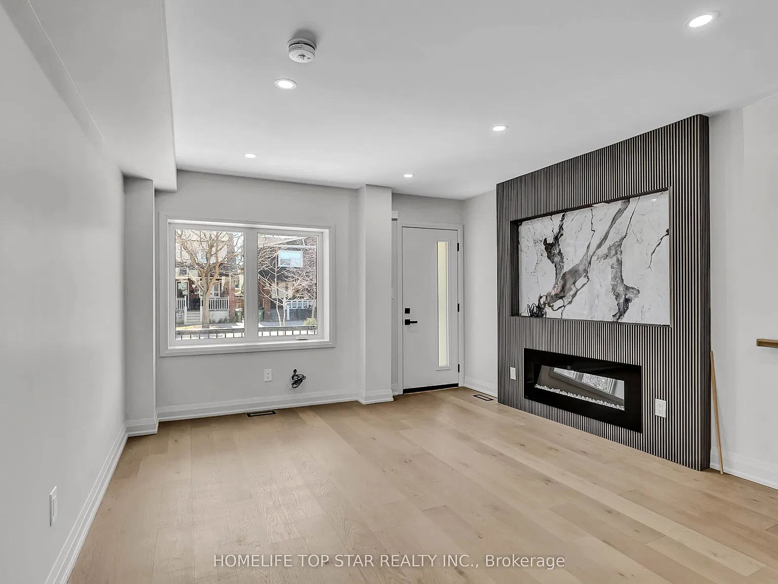 3 bed, $3,300 — Photo 3