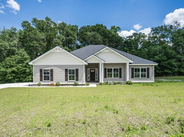 860 Kaitlyn Ave, Odum, GA 31555