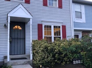 2821 Mueserbush Ct, Lanham, MD 20706