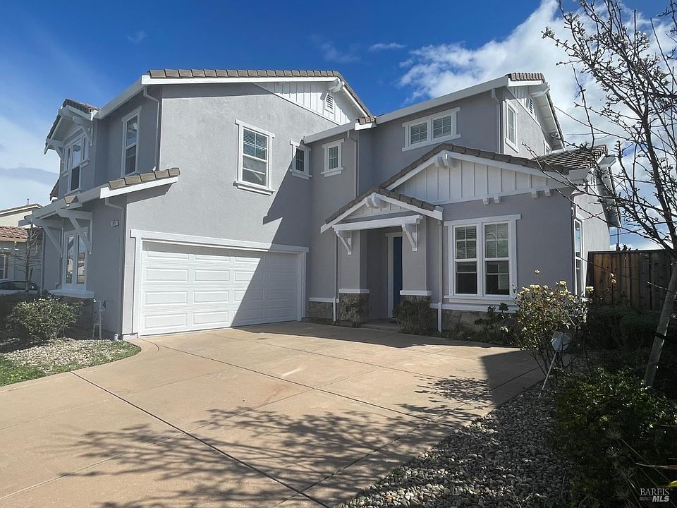 1st image of 385 Tilden Cir