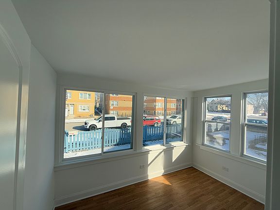 2nd image of 110 N 17th Ave #1