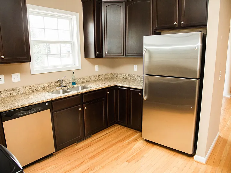 1400 Timberwood Blvd — Photo 2