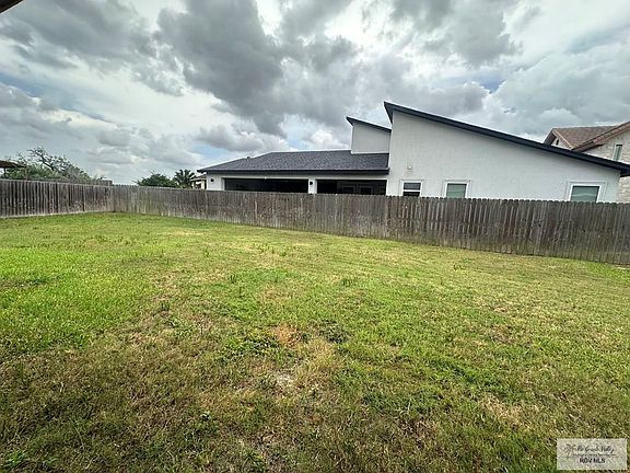 5th image of 4030 Dalita Ct