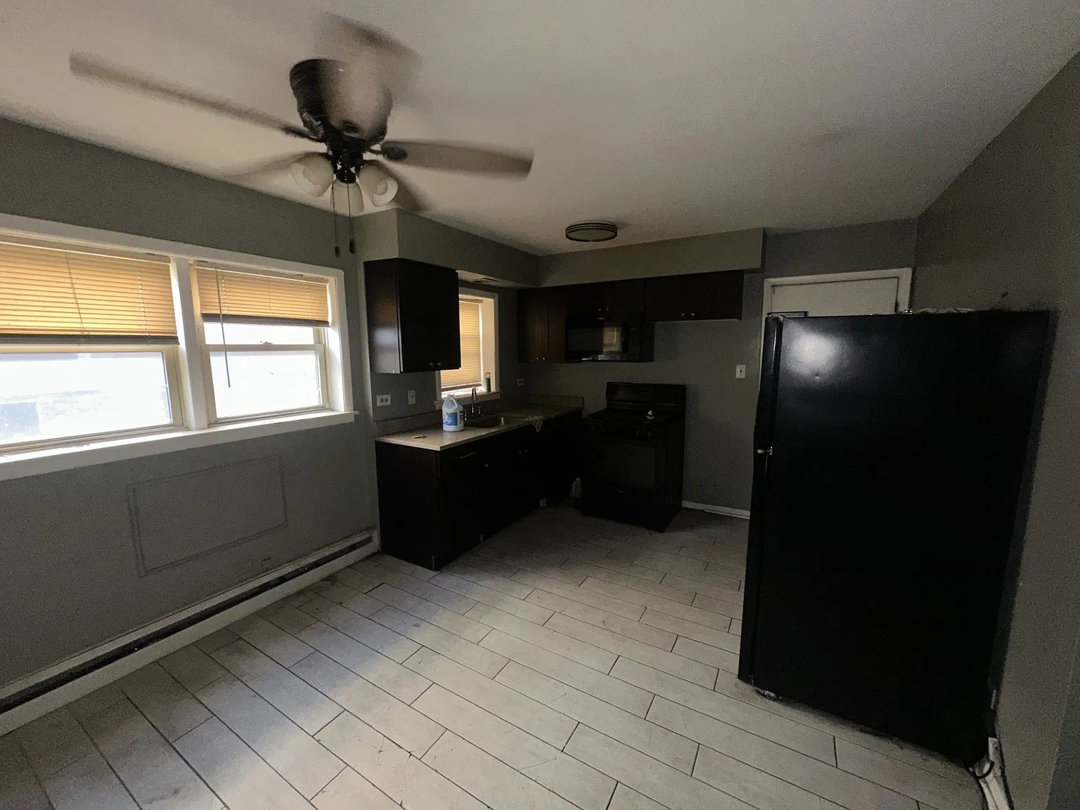 2 bed, $1,200 — Photo 4