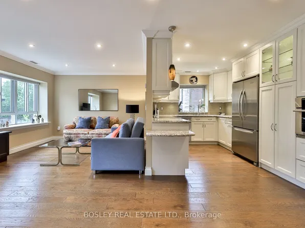 1387 Bayview Ave #203, Toronto, ON M4G 3A5