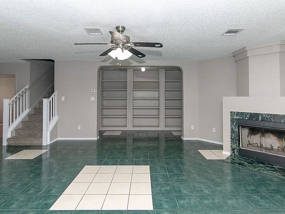 2nd image of 12931 Heyerdahl Dr