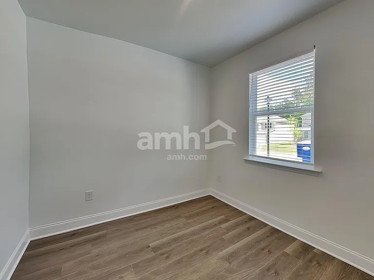 1628 Aquamarine Dr — Photo 9