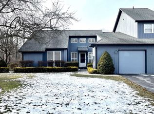 57 North Loop, Rhinebeck, NY 12572