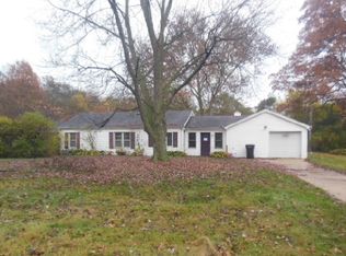 19898 Sarah St, South Bend, IN 46637