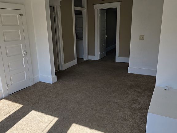 4th image of 104 N Clyde Ave APT D